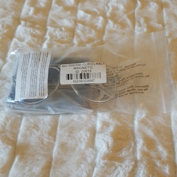 QUAY // rare magnetic blue light glasses - Picture 8 of 8